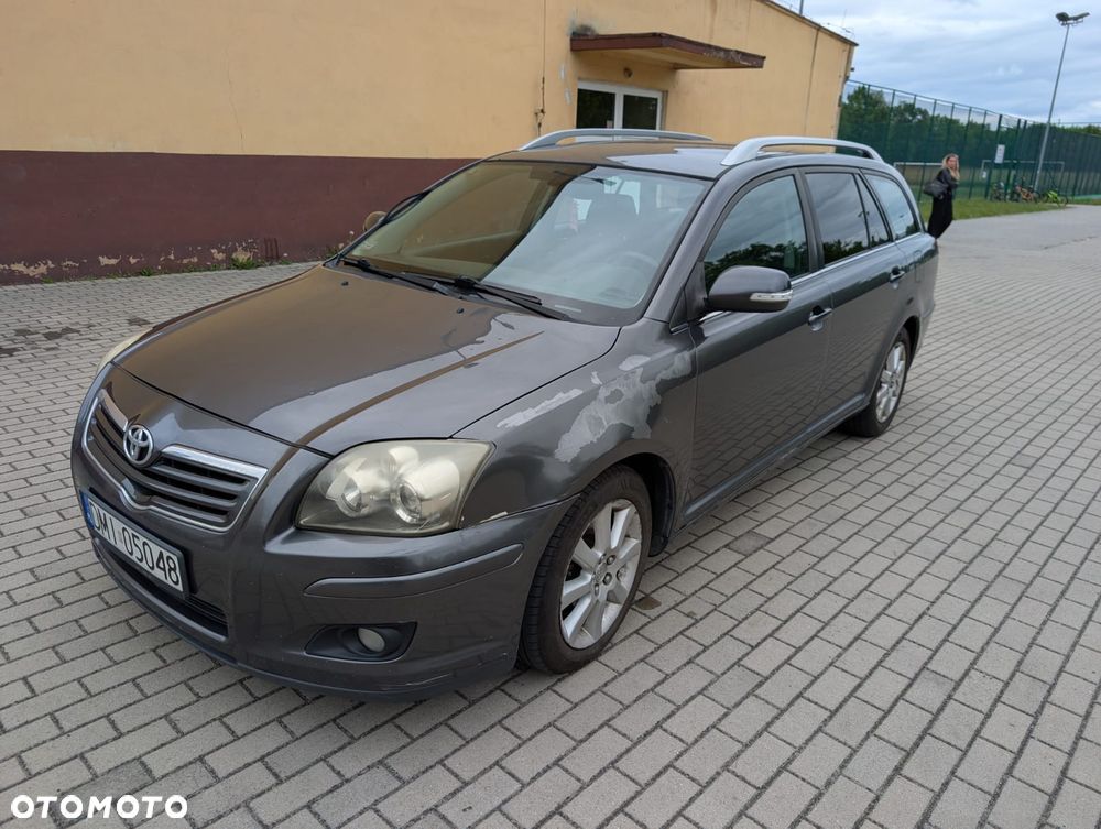 Toyota Avensis 2.0 D-4D Sol - 3