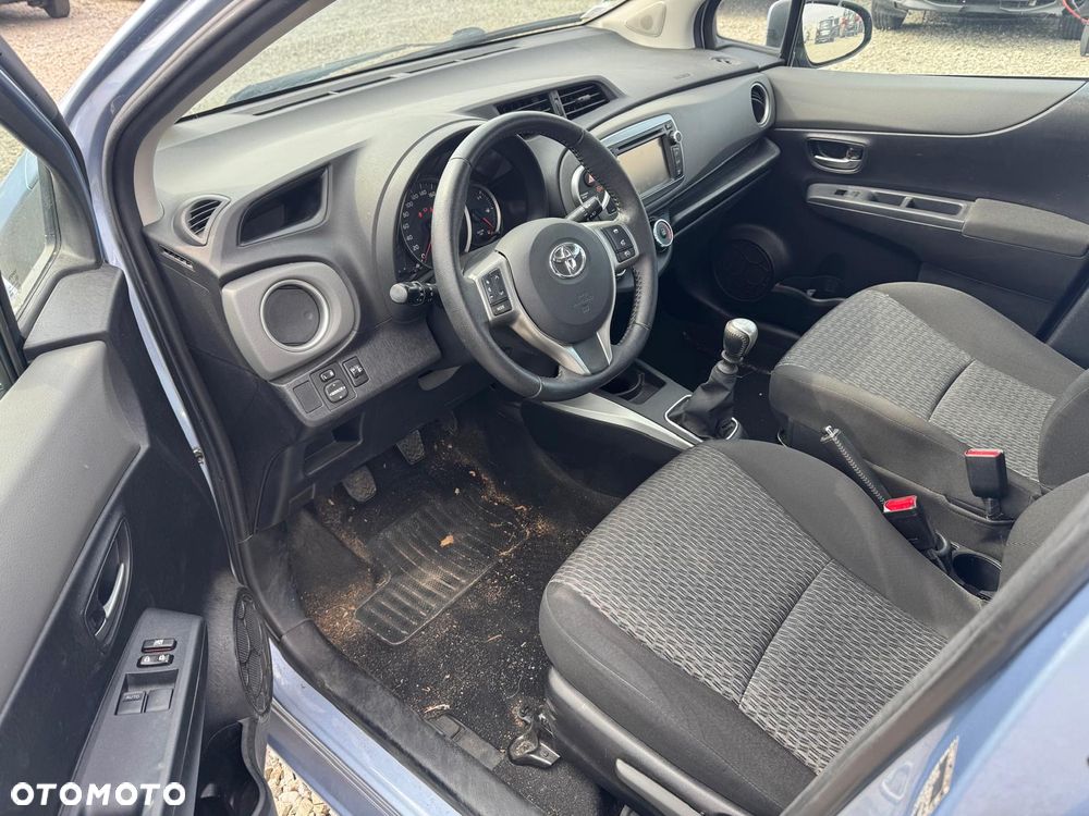 Toyota Yaris - 11