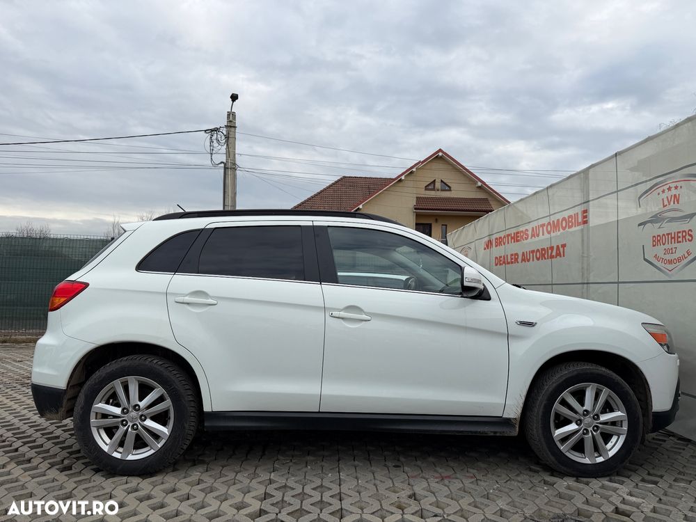 Mitsubishi ASX 1.8 DID 4WD Instyle U06 - 31
