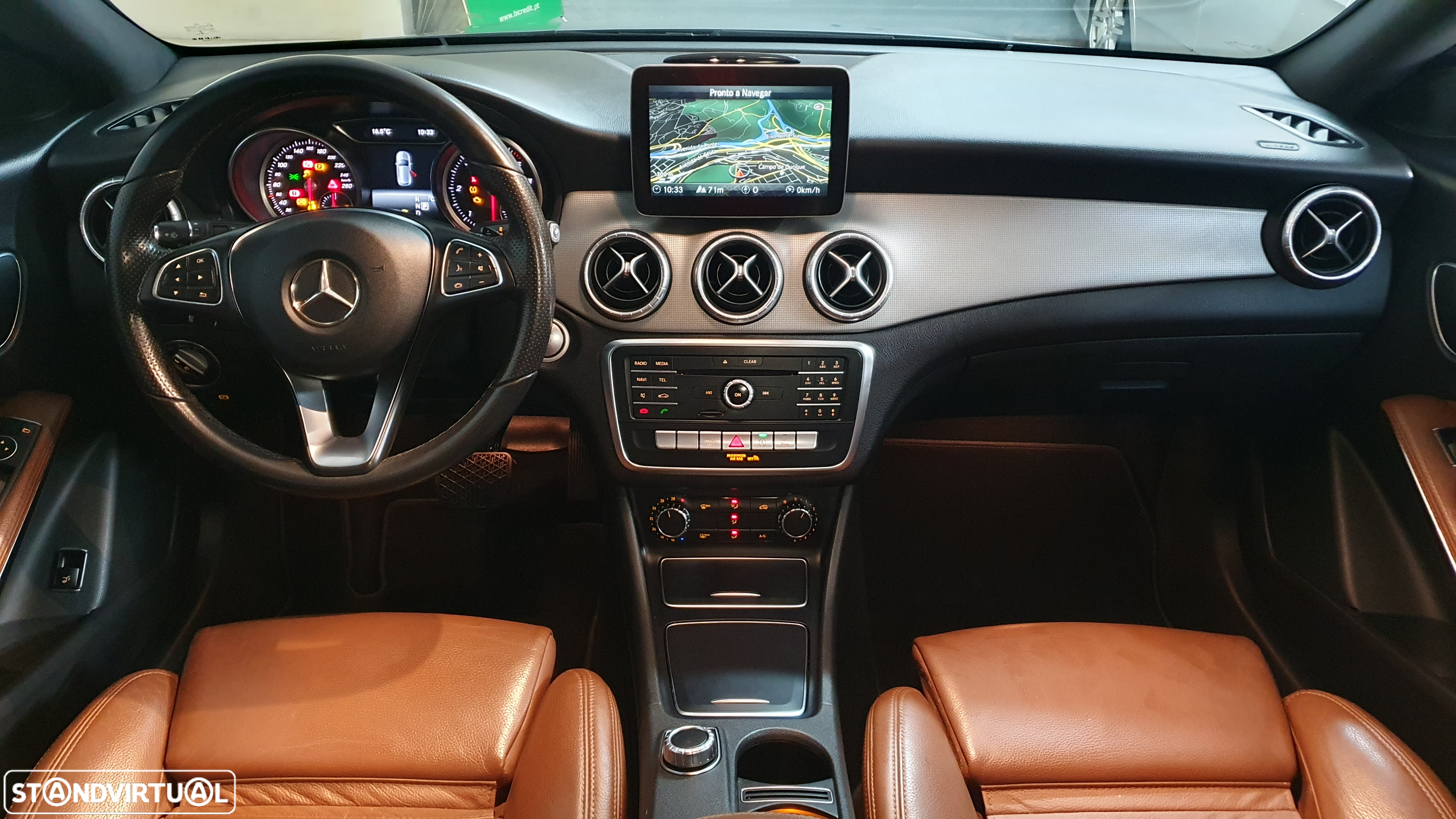 Mercedes-Benz CLA 200 Shooting Brake d 7G-DCT UrbanStyle Edition - 11
