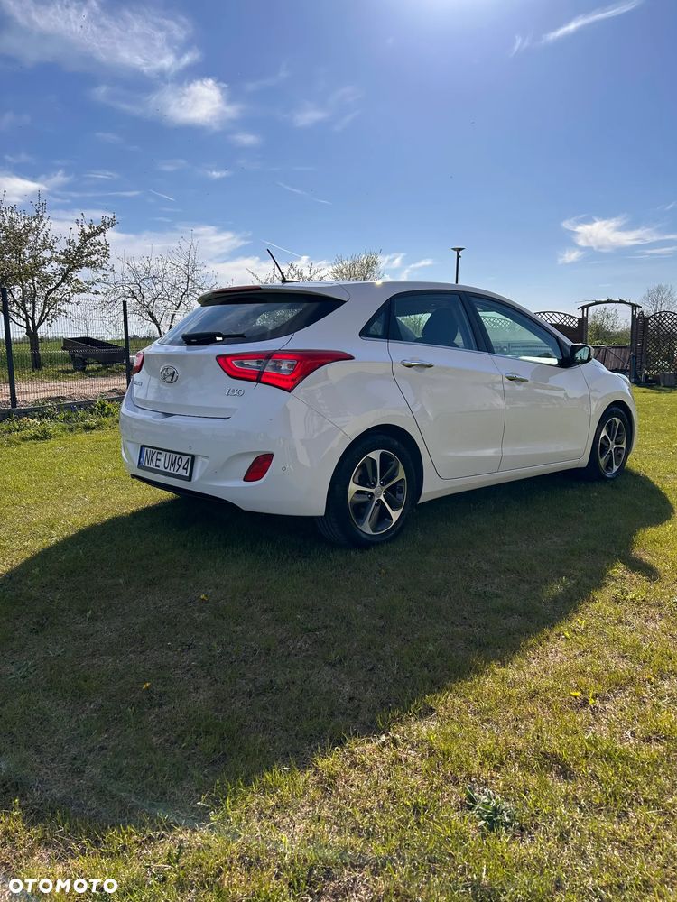 Hyundai i30 blue 1.6 CRDi Premium - 19