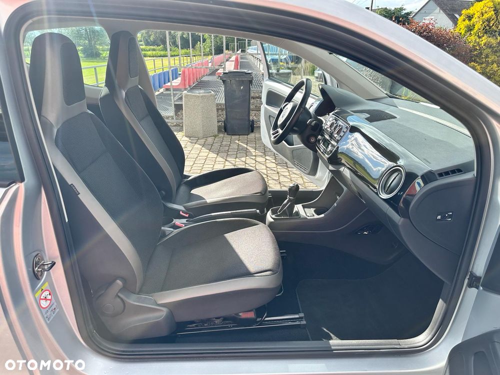 Volkswagen up! cheer - 15