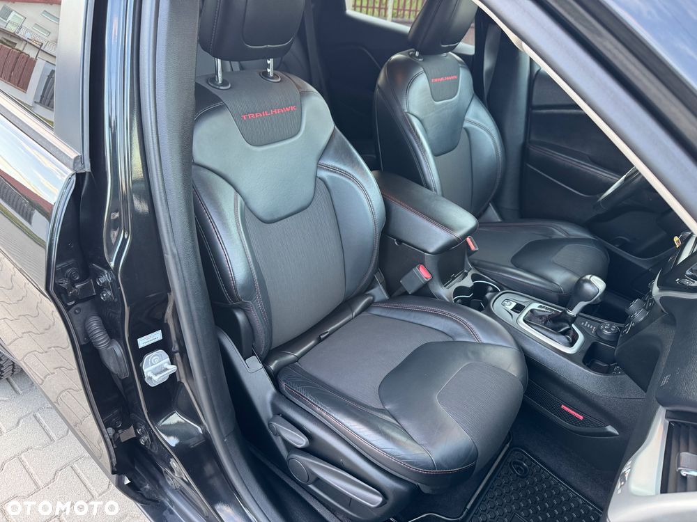 Jeep Cherokee 3.2 V6 Active Drive Lock Trailhawk - 15