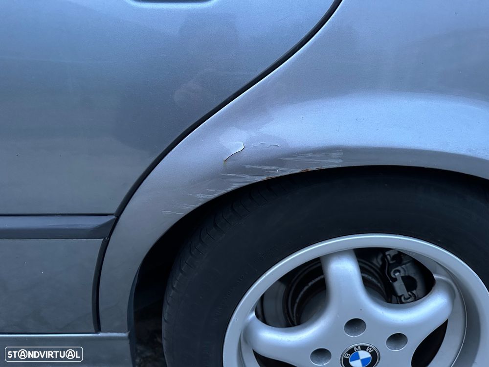 BMW 318 tds Touring - 10