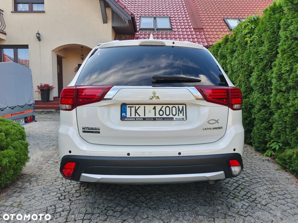 Mitsubishi Outlander 2017 photo 5