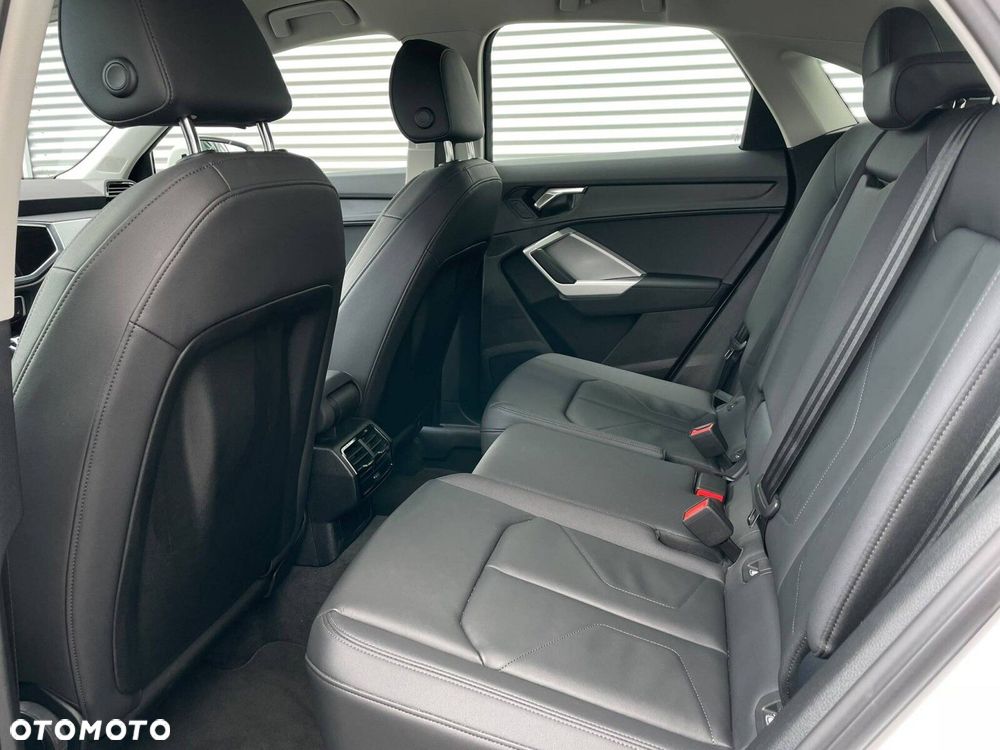 Audi Q3 Sportback - 19