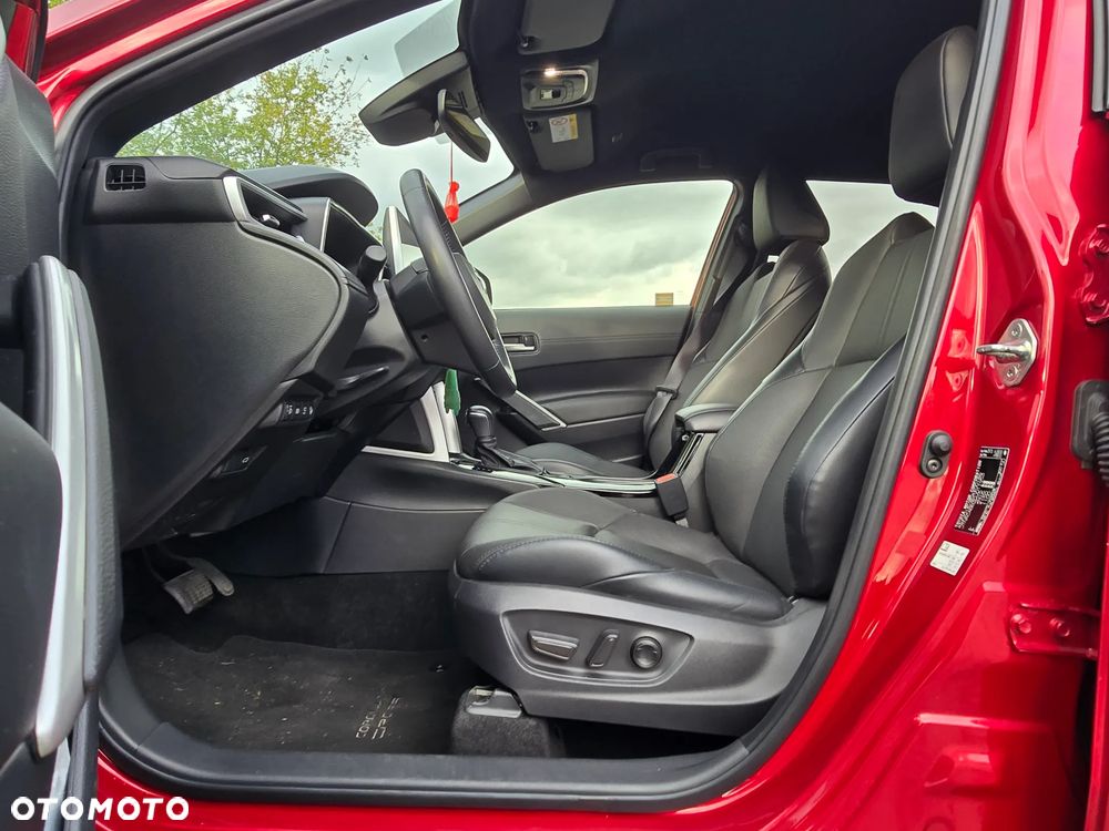 Toyota Corolla Cross 2.0 Hybrid Executive AWD - 25