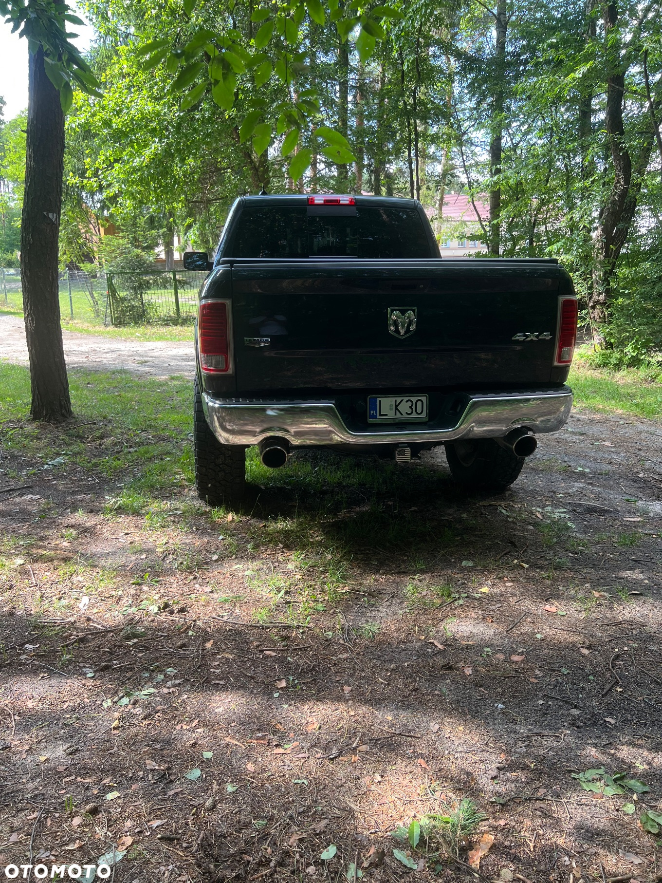 RAM 1500 5.7 Quad Cab Longbed Laramie Chrome