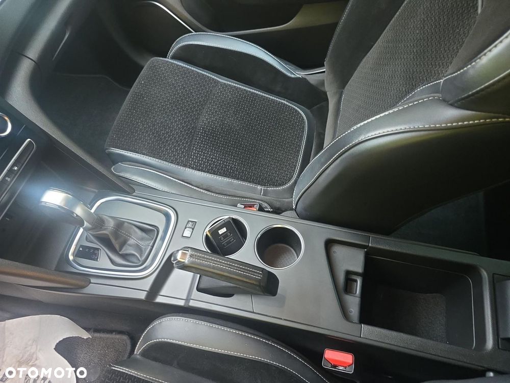 Renault Megane 1.3 TCe FAP Limited EDC - 19