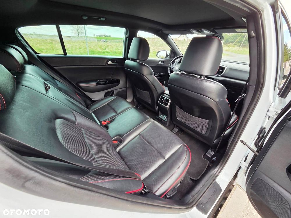 Kia Sportage 1.6 CRDI AWD Eco-Dynamics+ (48V M-H) GT LINE - 16