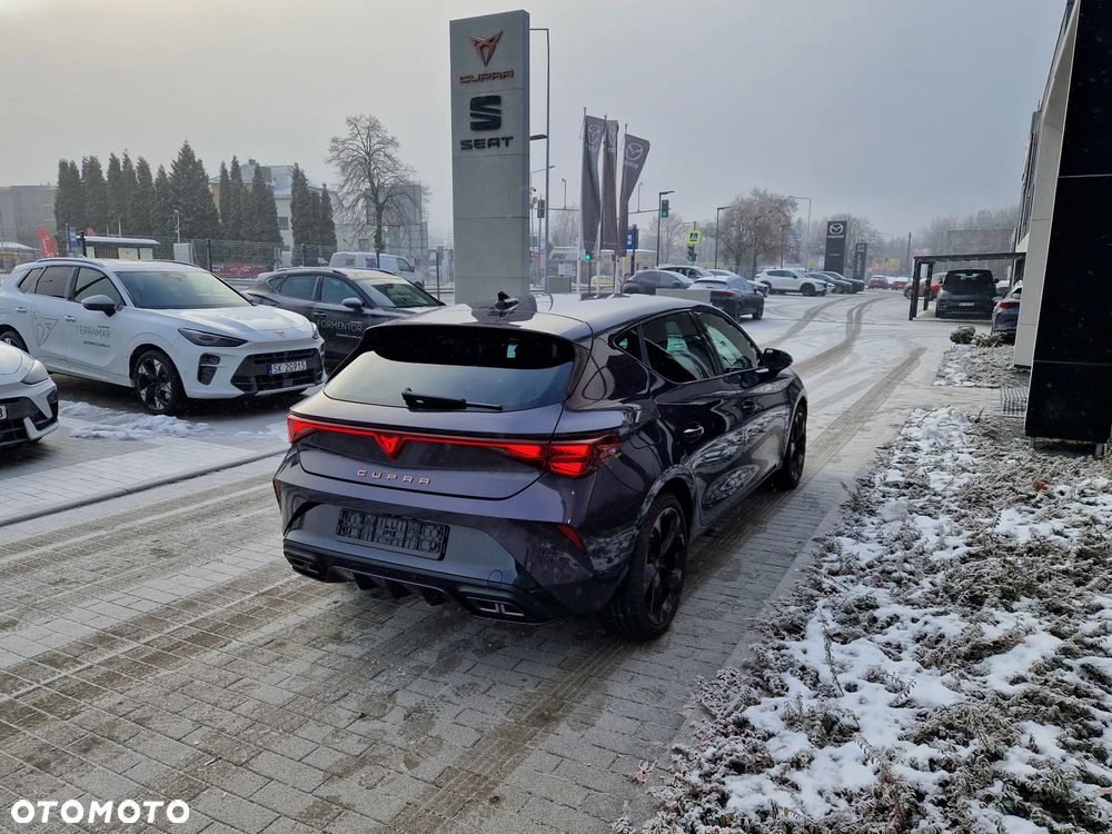 Cupra Leon 1.5 eTSI DSG - 4