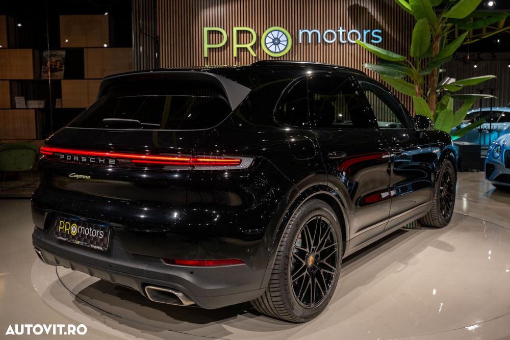 Porsche Cayenne - 16