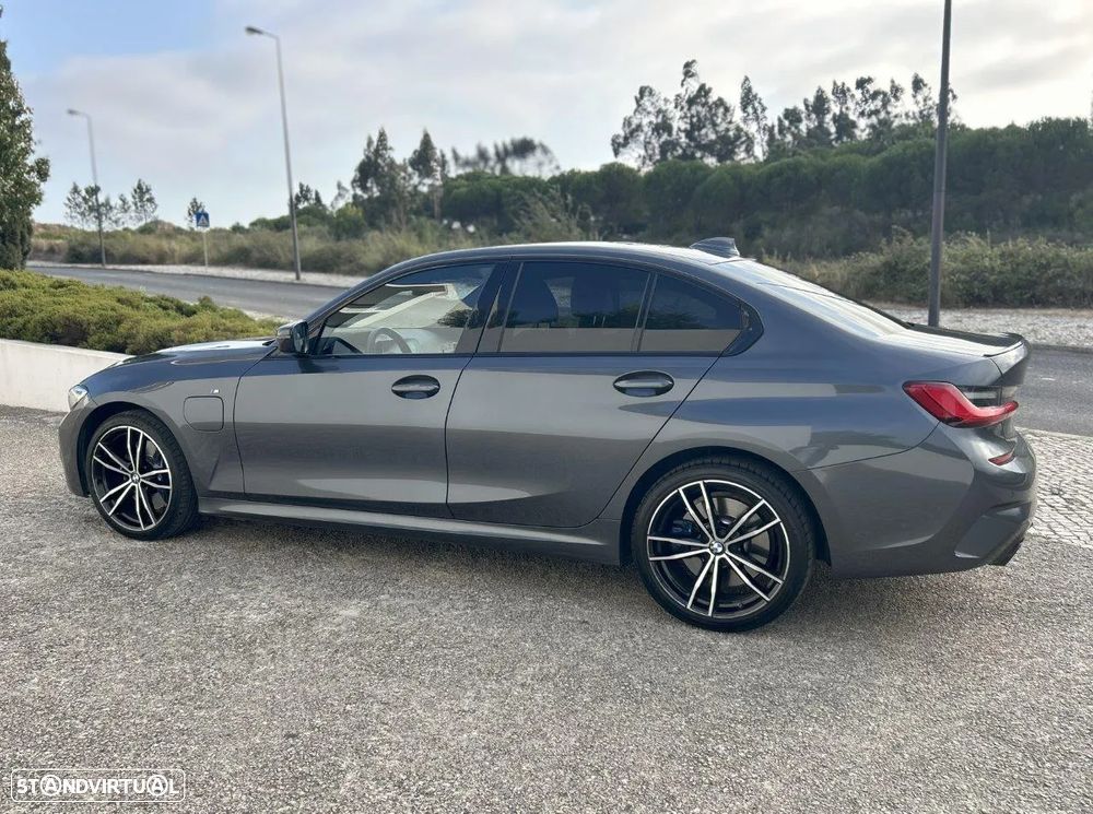 BMW 330 e Pack M Auto - 6