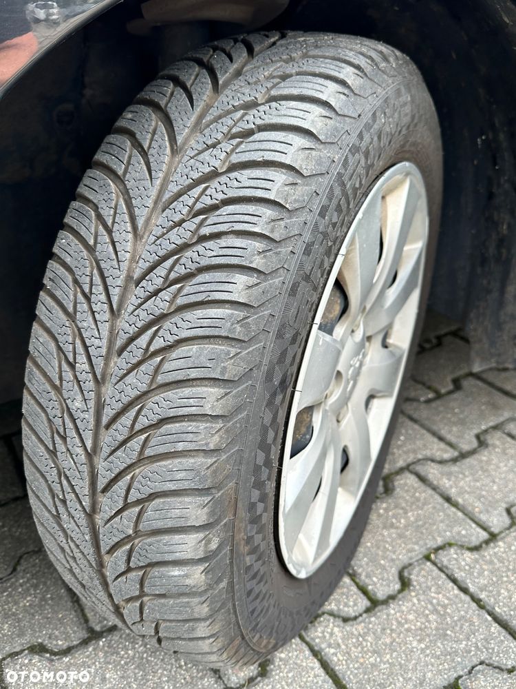 Peugeot 207 - 21