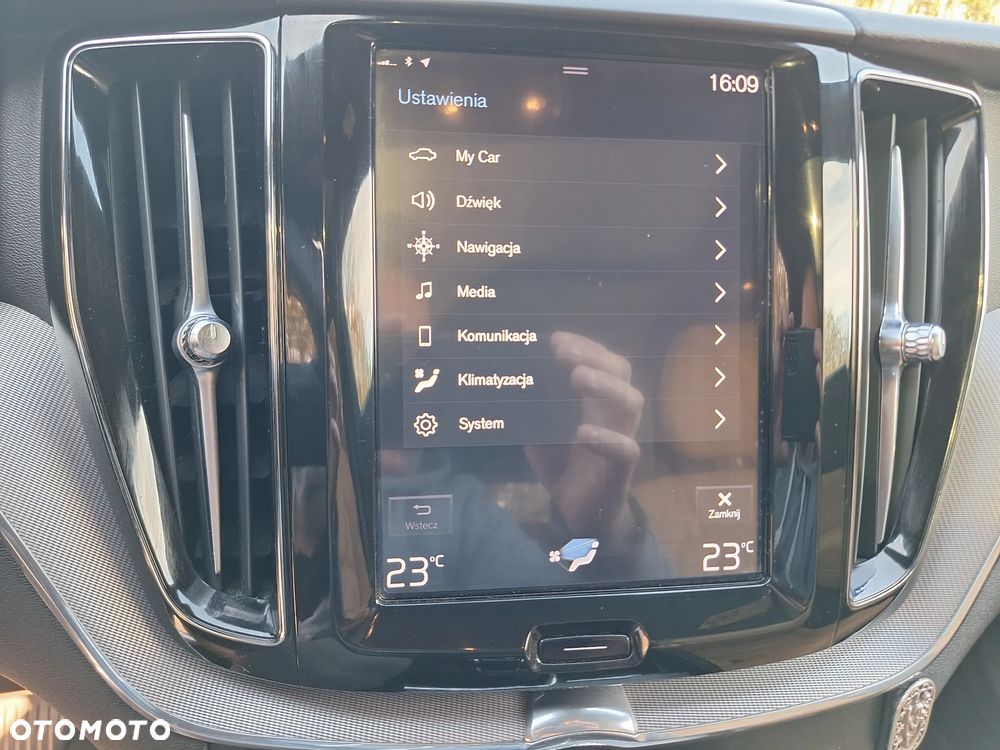 Volvo XC 60 D4 AWD Geartronic Inscription - 28