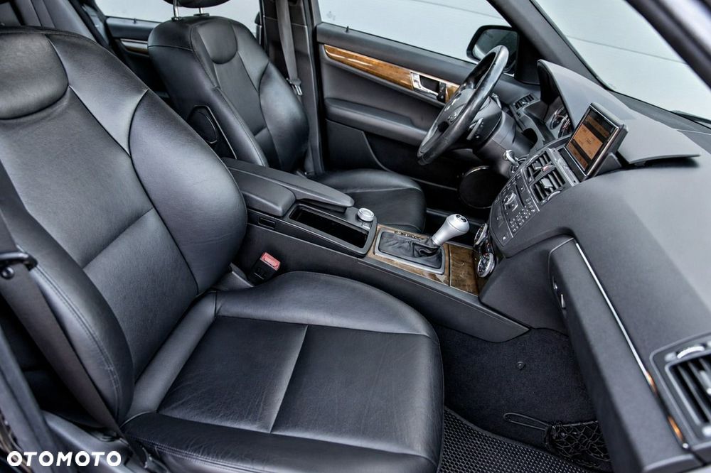 Mercedes-Benz Klasa C 350 7G-TRONIC Avantgarde - 18