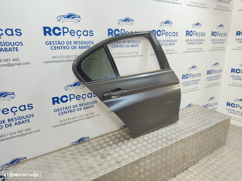 Porta Tras Traseira Direita BMW Serie 3 F30 Sedan Carro 2011 - 2018 - 3