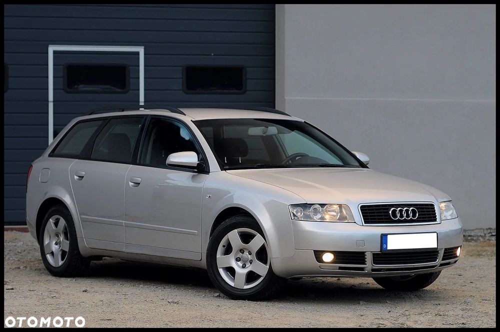 Audi A4 Avant - 10