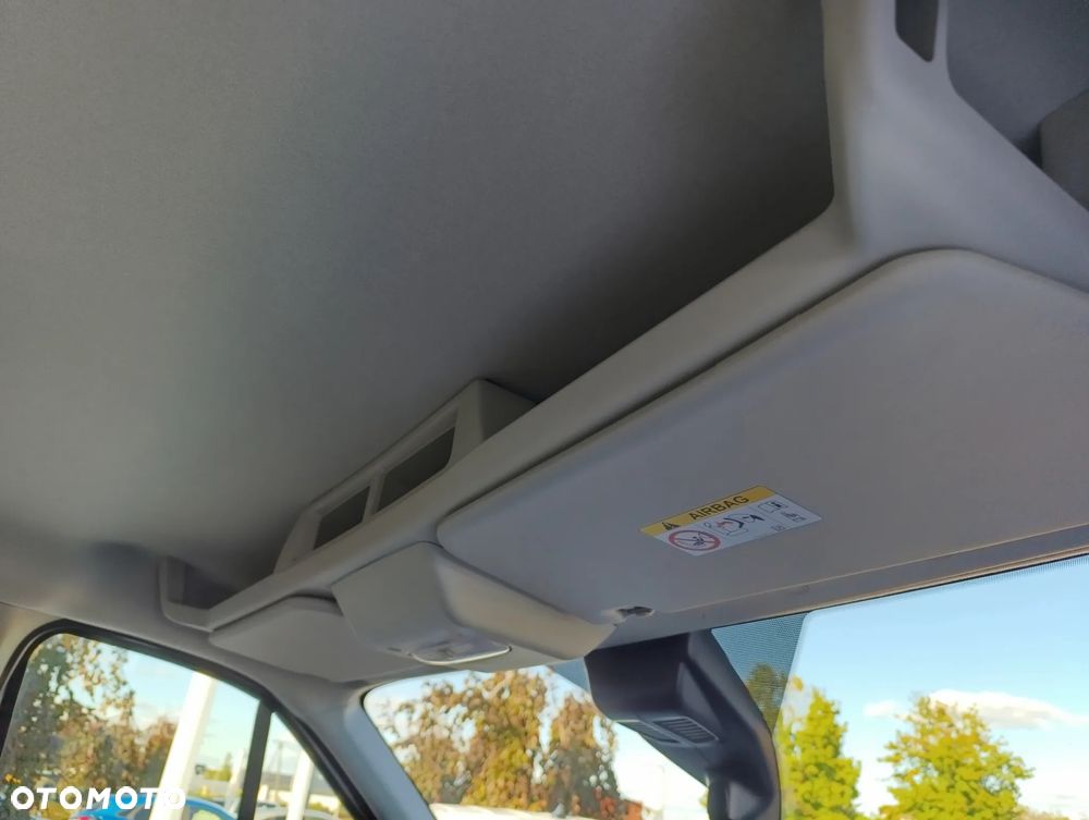Ford Transit Van 350 L2 - 22