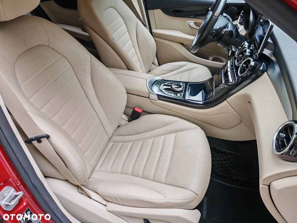 Mercedes-Benz GLC 250 4-Matic - 16