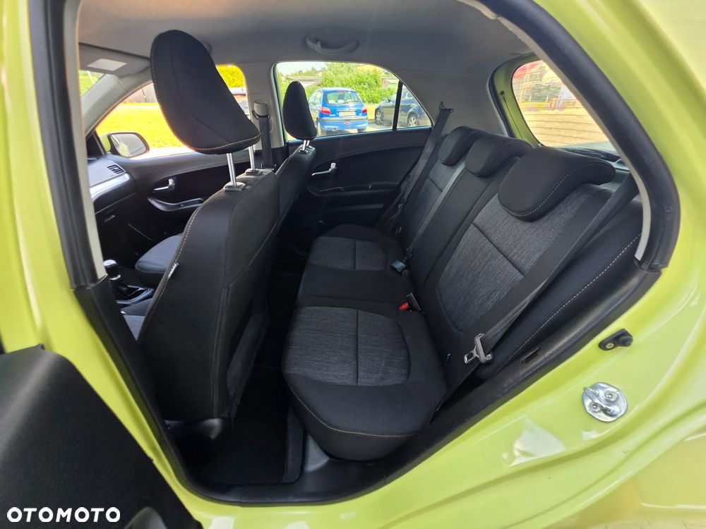 Kia Picanto 1.0 Attract - 19