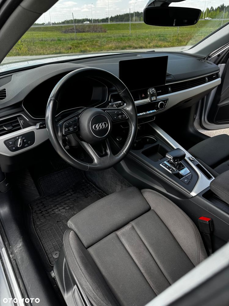 Audi A4 Avant 35 TDI mHEV S tronic - 13