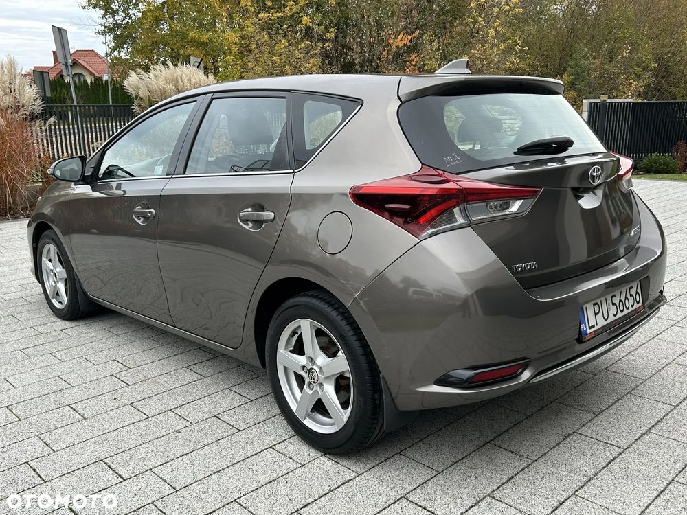 Toyota Auris - 3