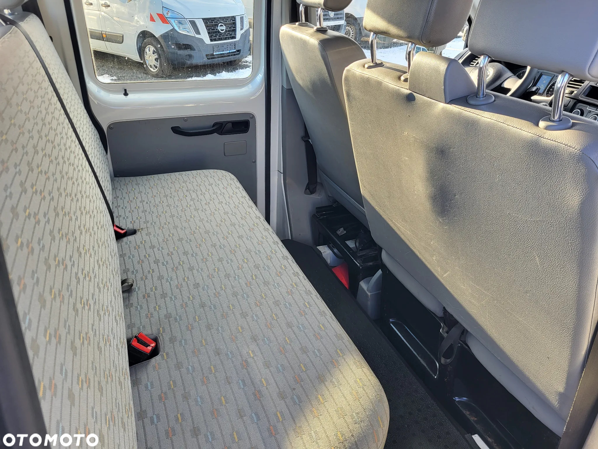 Volkswagen Transporter t5 lift doka super stan klima tablica świetlna - 15