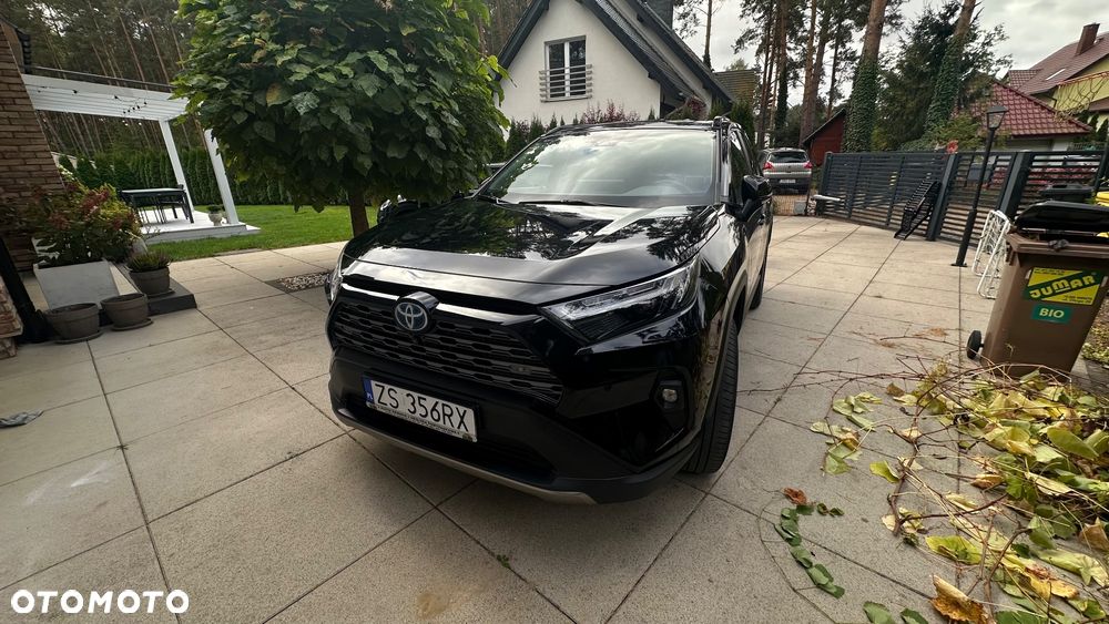 Toyota RAV4 - 1