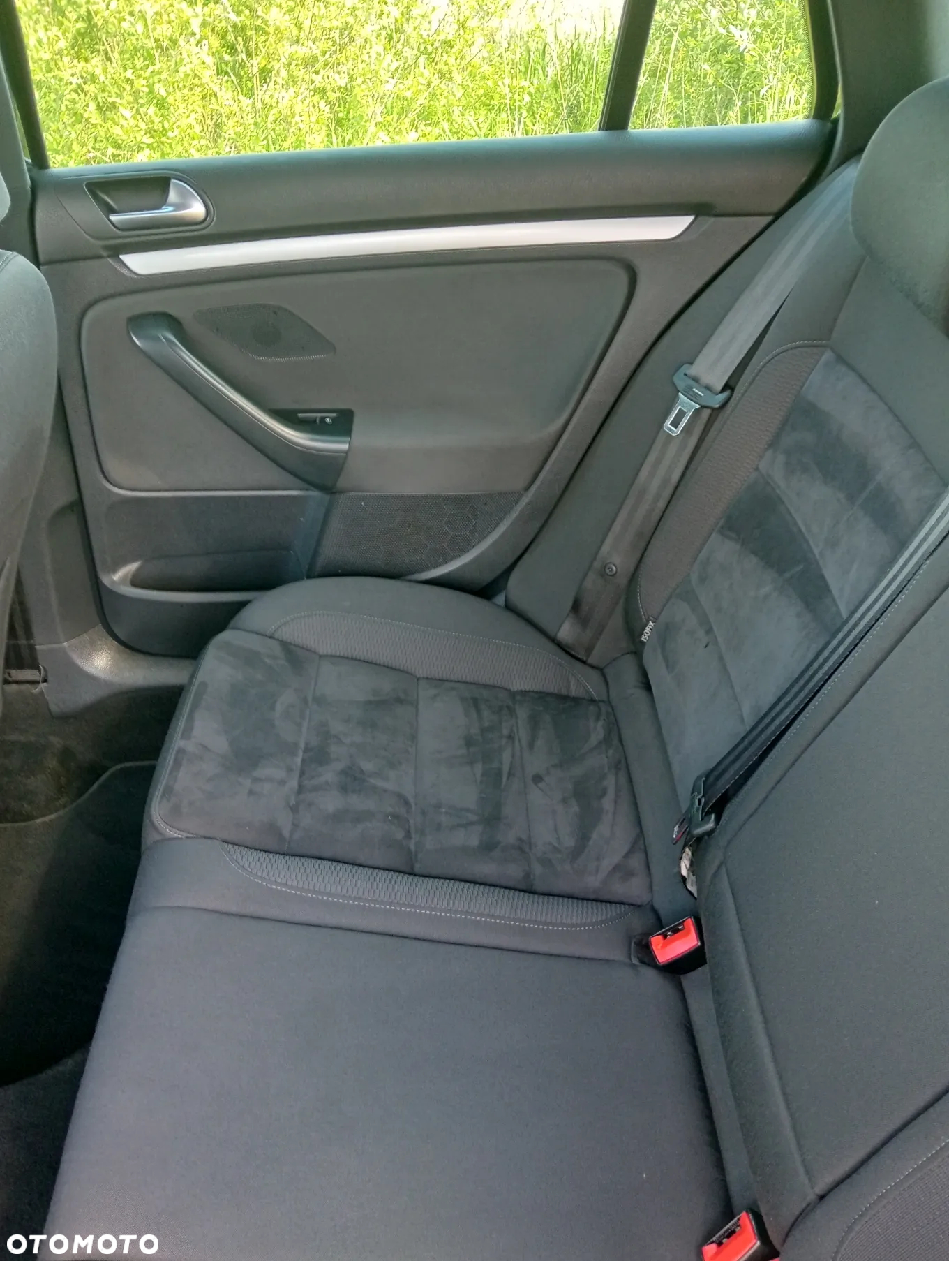 Volkswagen Golf VI 2.0 TDI Highline DSG - 17