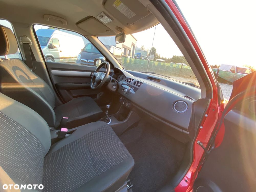 Suzuki Swift 1.5 Comfort+ - 13