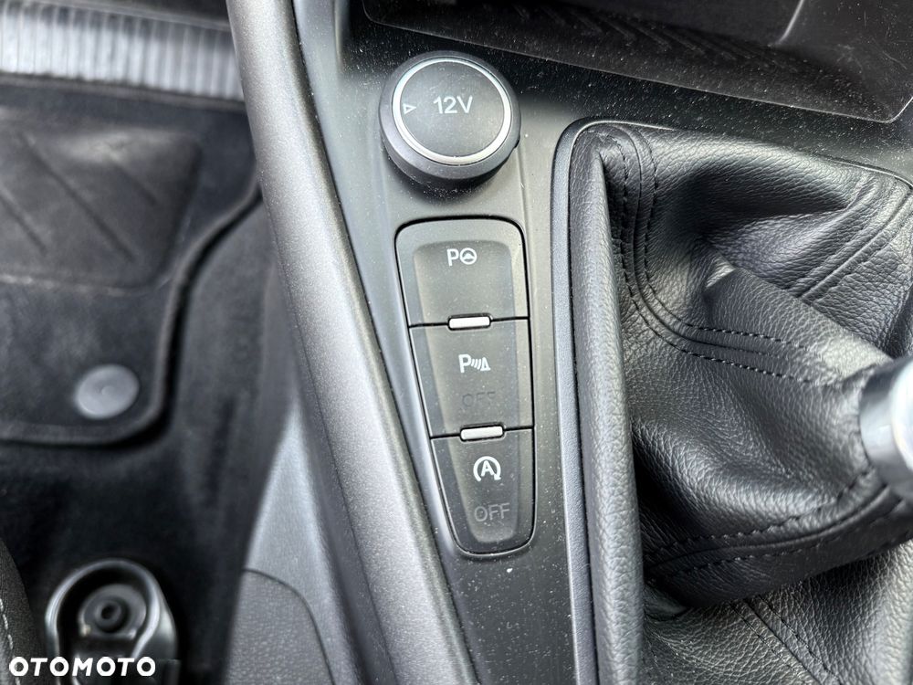 Ford Focus 1.5 EcoBoost STart-Stopp-System TITANIUM - 29