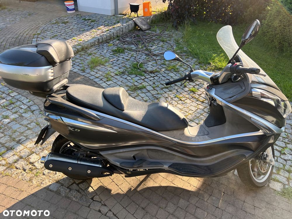 Piaggio X10 - 4
