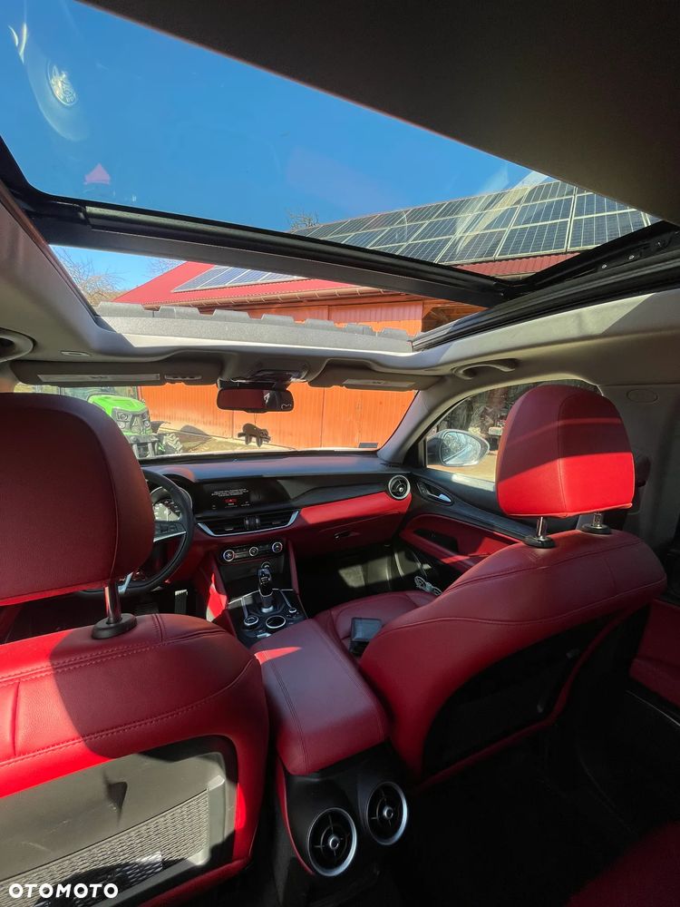 Alfa Romeo Stelvio 2.0 Turbo 16V AT8-Q4 Sprint - 31