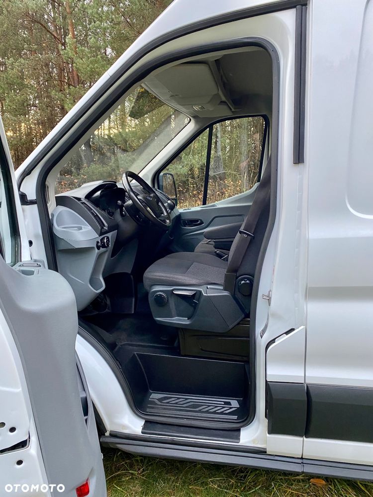 Ford Transit - 21