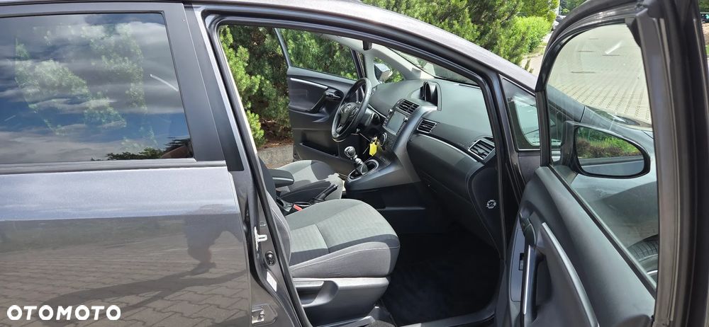 Toyota Verso 1.8 Premium EU5 7os - 26