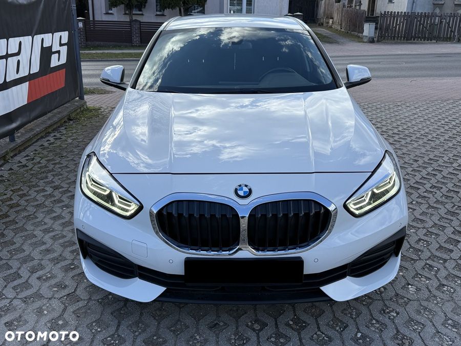 BMW Seria 1 120d xDrive Sport - 2