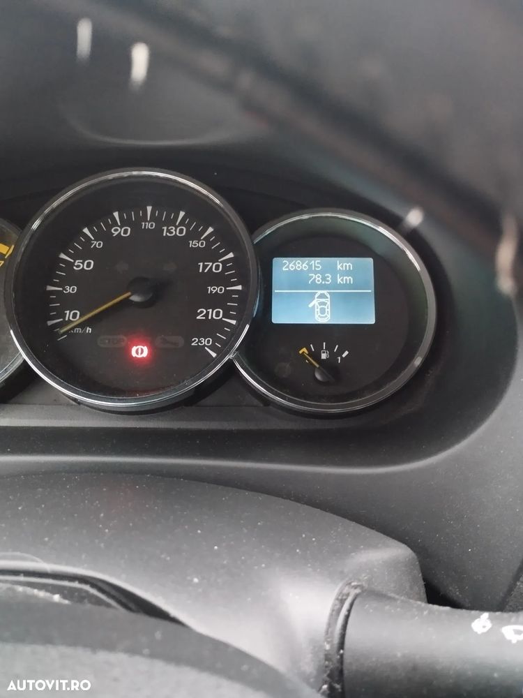 Renault Fluence 1.6 16V 110 Dynamique - 10