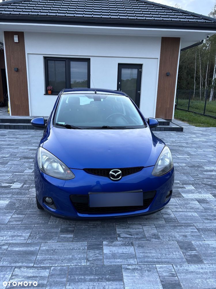Mazda 2 - 3