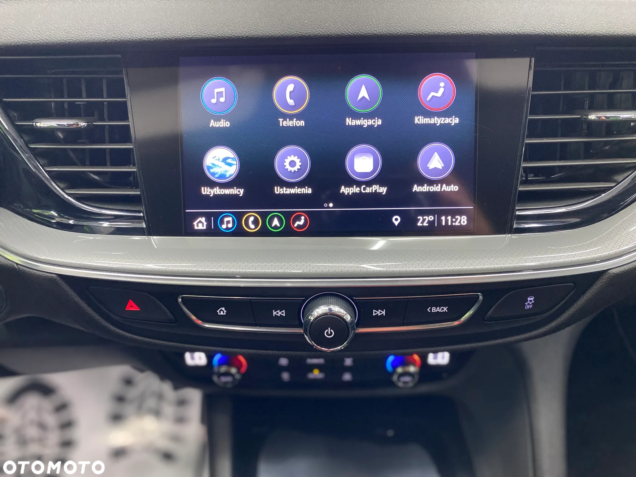 Opel Insignia - 36