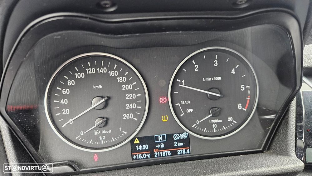 BMW 218 Active Tourer d Sport Line - 10