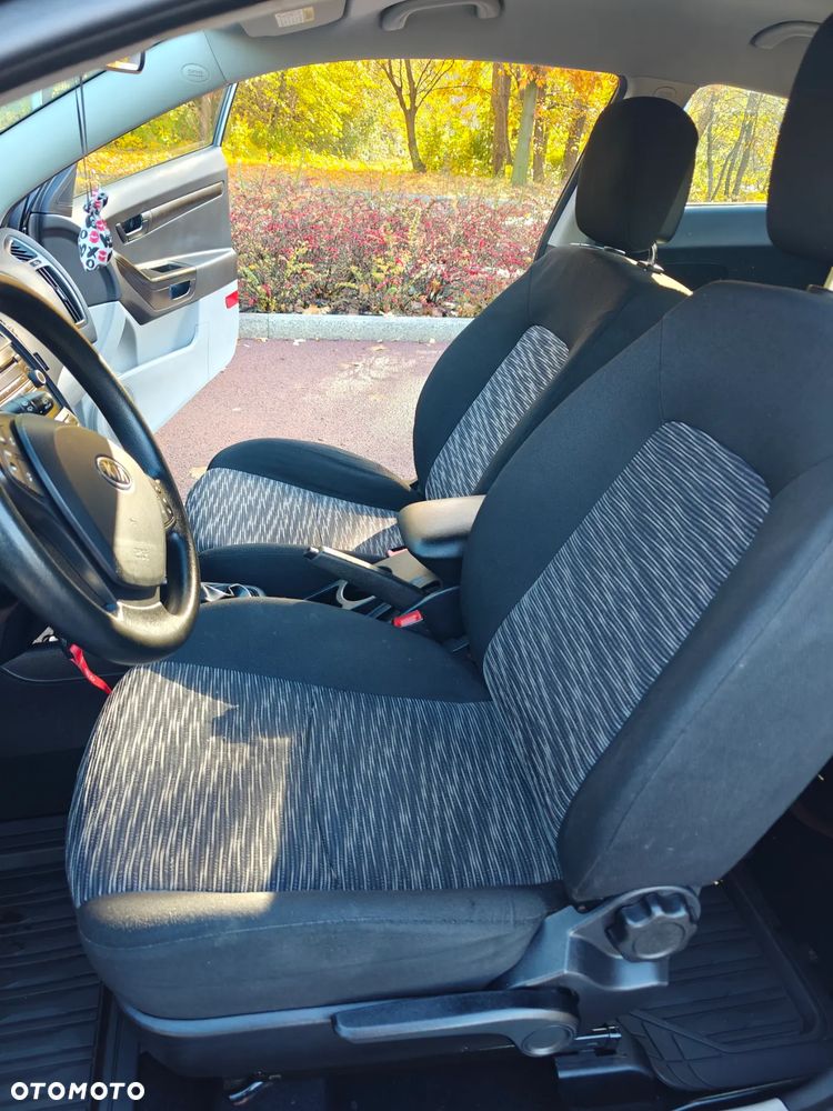 Kia Ceed Cee'd 1.4 L - 10