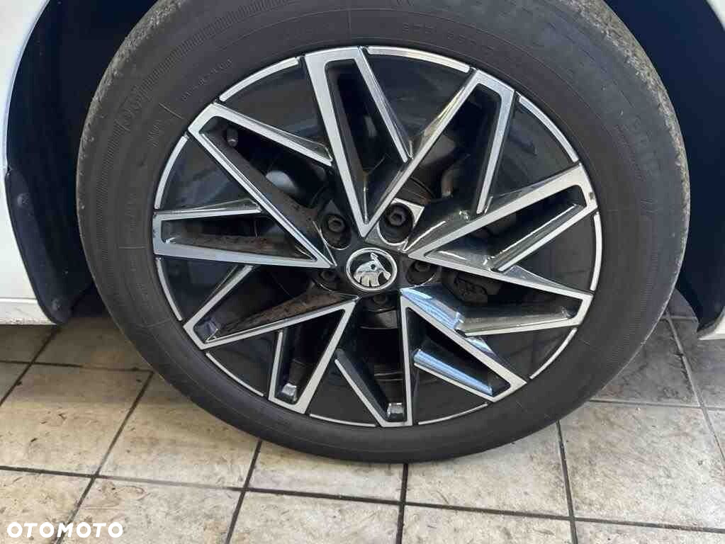 Skoda Octavia - 4