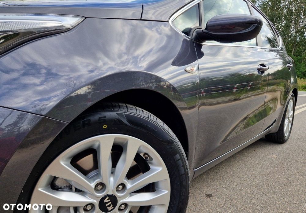 Kia Ceed - 14