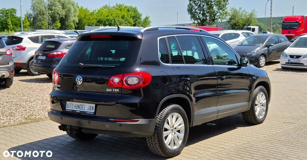 Volkswagen Tiguan - 12