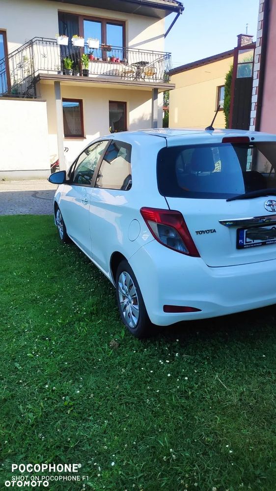 Toyota Yaris 1.4 D-4D - 10