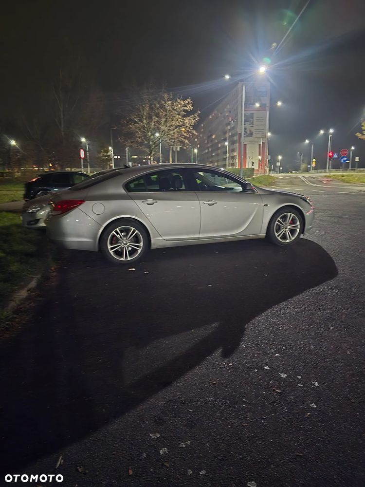 Opel Insignia 2.0 CDTI Cosmo - 3