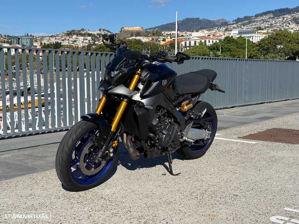 Yamaha MT-09 - 1