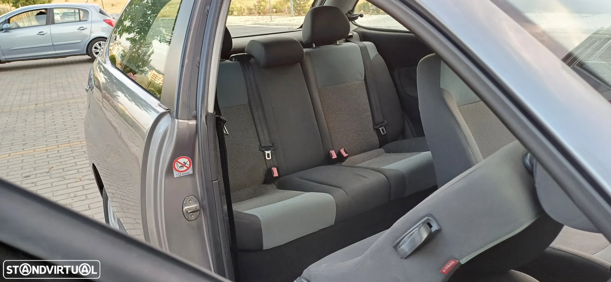 SEAT Ibiza 1.4 TDi Sport - 8
