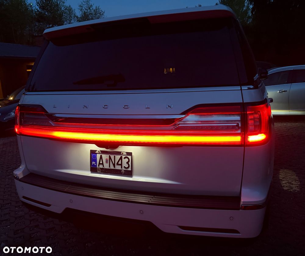 Lincoln Navigator - 11